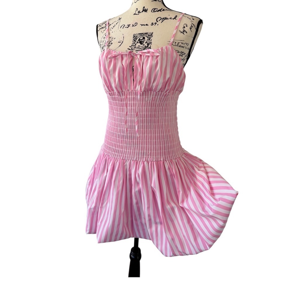 Gianni Bini Pink White Striped Smocked Bubble Hem Mini Dress Coquette Barbiecore - Picture 5 of 15